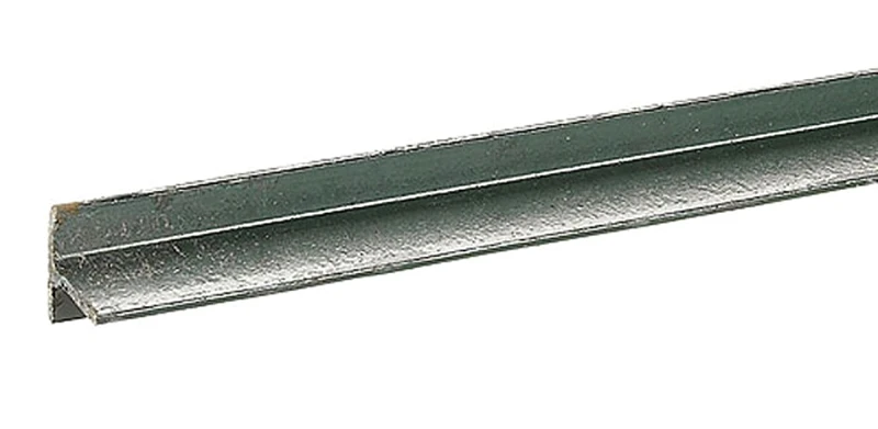 7' Light Duty Green T-post For Fencing And Support