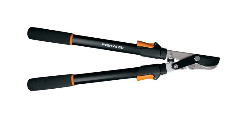 Fiskars Power-lever 25-37 In. Steel Telescoping Lopper Pruners With Forged Blade