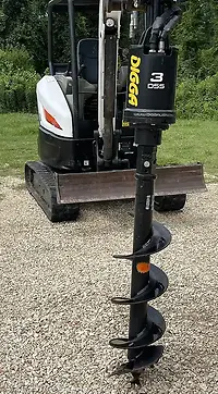 MINI EXCAVATOR AUGER ATTACHMENT