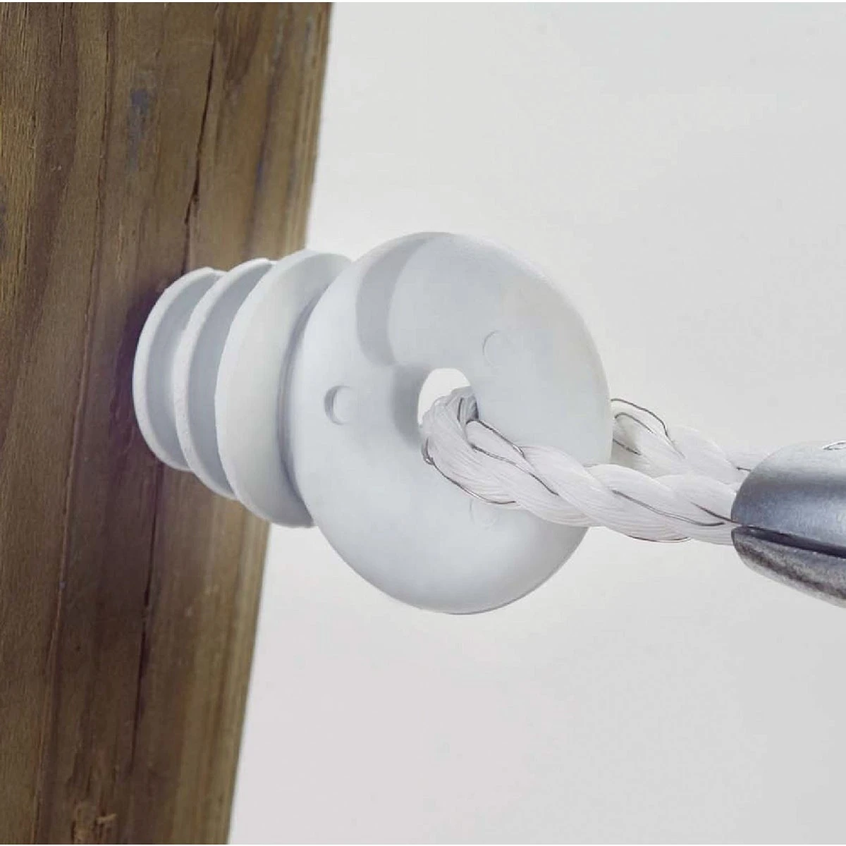 Electric Fence Insulator, Ring, White