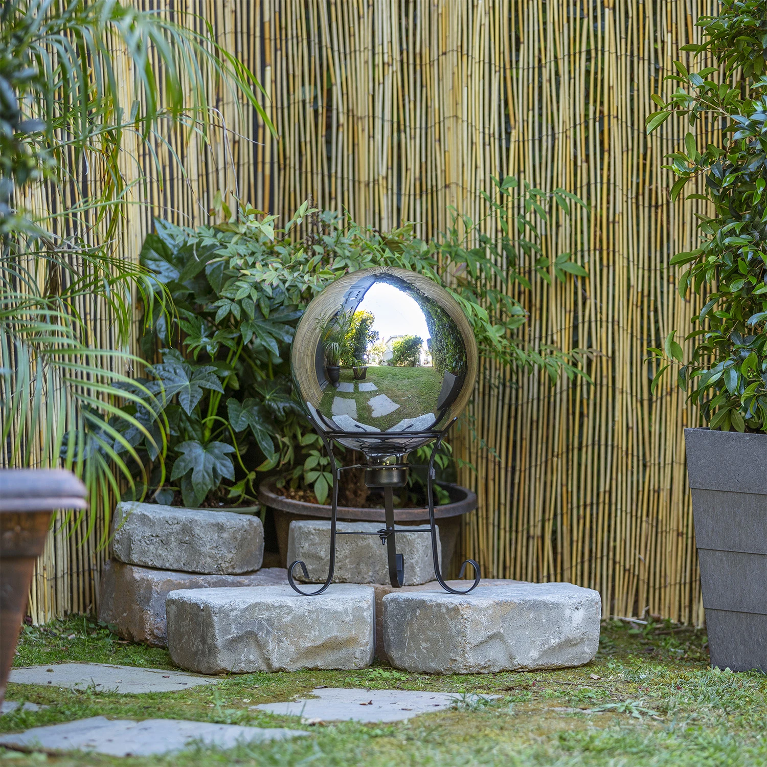 10 Inch Electric Silver Glass Gazing Globe Lawn Ornament