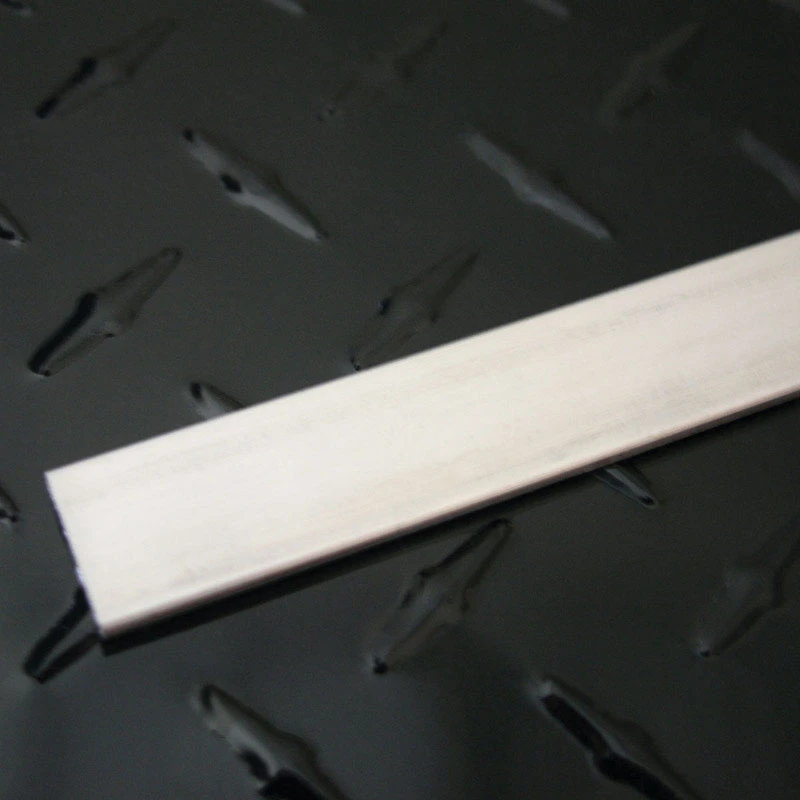M-D BUILDING PRODUCTS 0.13 in. X 1.5 in. W X 6 ft. L Aluminum Flat Bar 1 pk