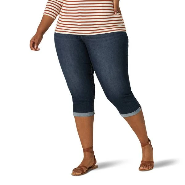 Plus Size Flex Motion 21in. Capri Jeans, 5 Pocket, Regular Fit, Dark Blue
