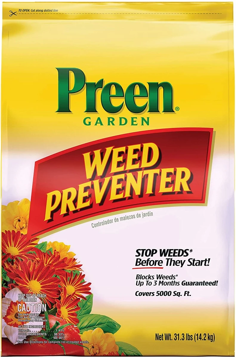 Garden Weed Preventer Plus Plant Food, 31.3 Pounds, Covers 5000 Square Feet