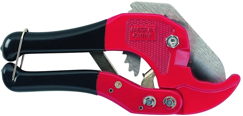 Underground Sprinkler Cutting Tool with Blades for One Half to One Inch Pipes
