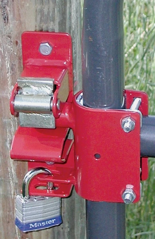 LOCKABLE GATE LATCH