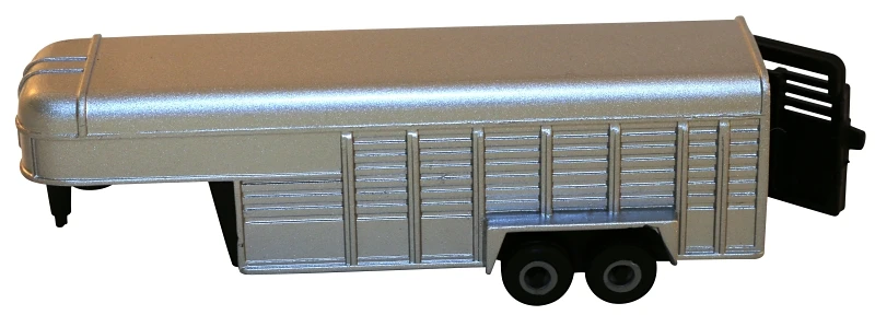 Die Cast Animal Trailer Toy, 1:64 Scale With 5th Wheel Hitch And Folding Rear Door