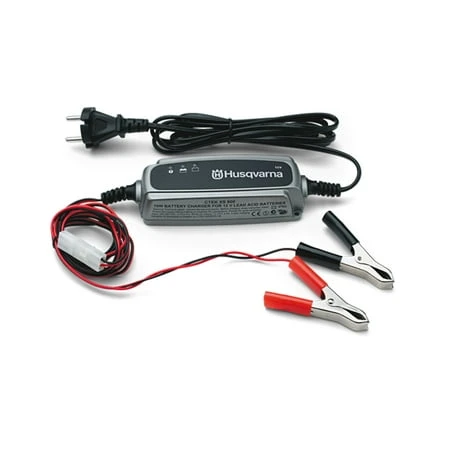 HUS CTEK BATTERY CHARGER