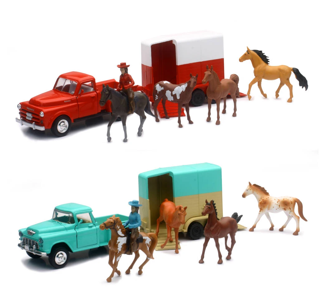 1:32 Scale Vintage Dodge Pickup Truck With Horse Trailer And Accessories Set