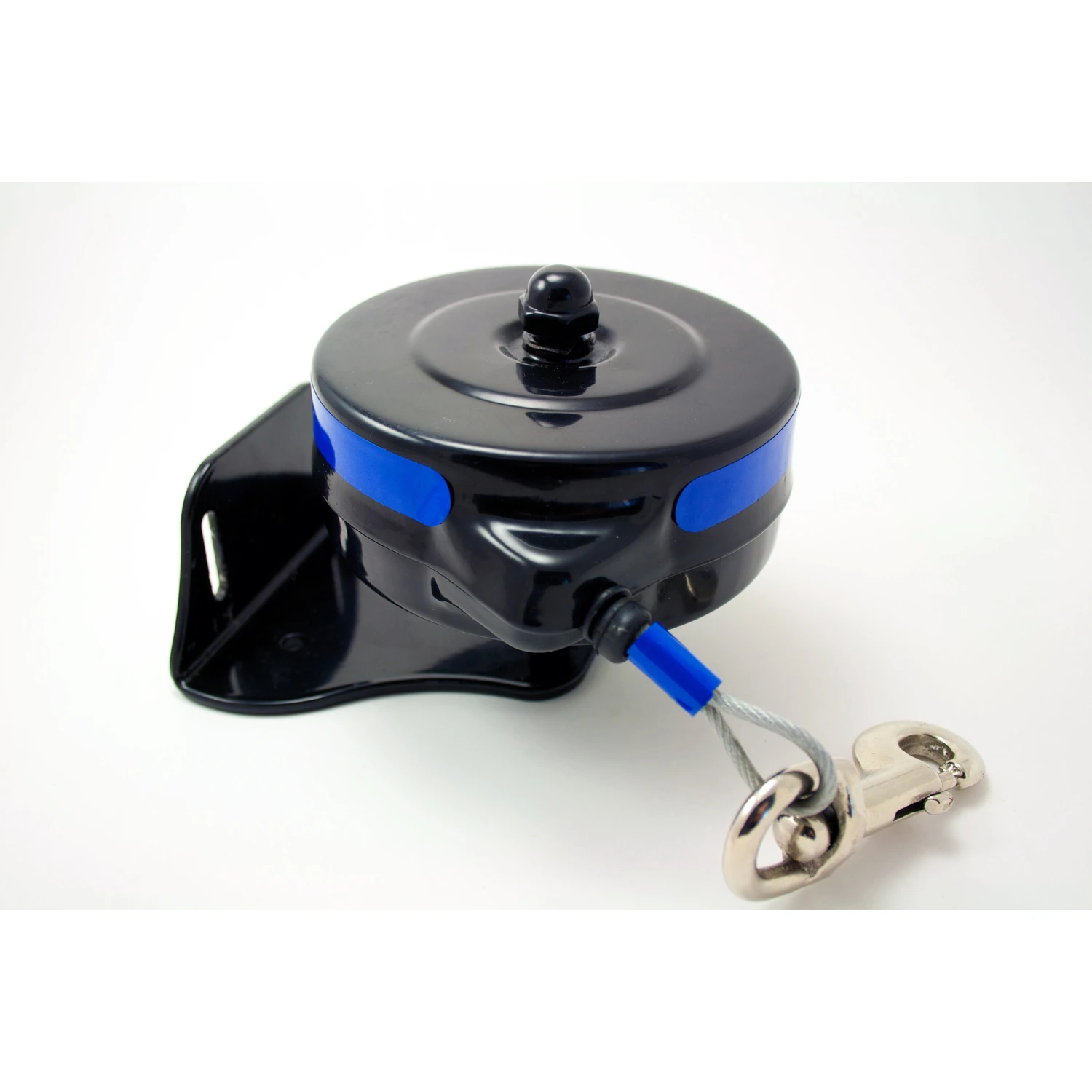 Retractable Blue Metal Tie Out Reel Medium 20ft For Dogs 30-80 Lbs