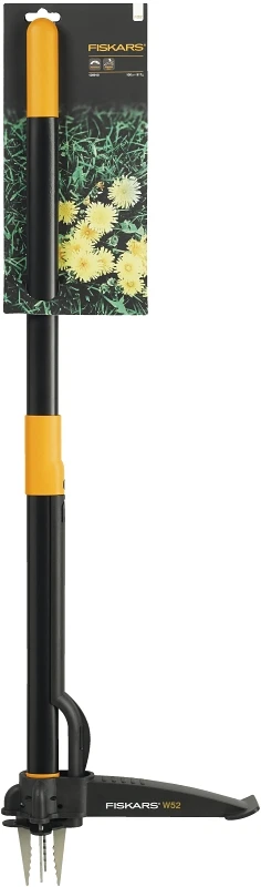 Fiskars Triple-claw Weeder With Stainless Steel Blade And 39 In Aluminum Handle