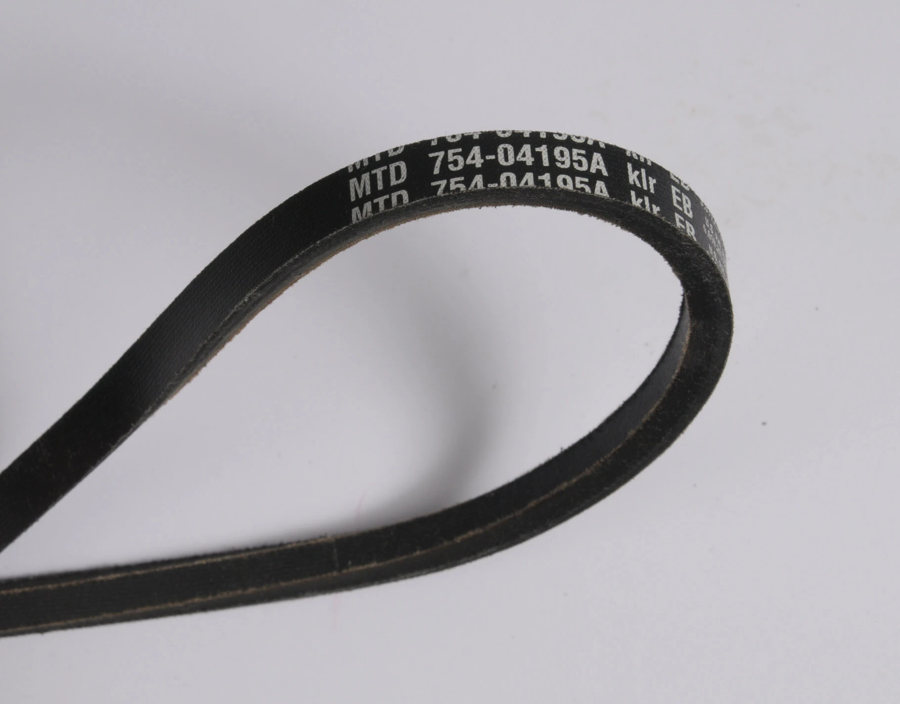 Snowblower V-belt Replacement Part # 954-04195a For Efficient Performance