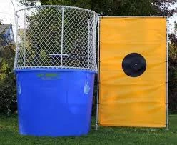 Dunk Tank, Tow Behind