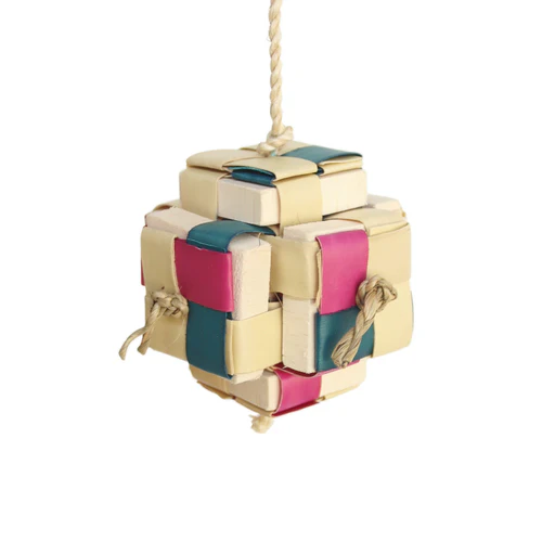 HAPPY BEAKS PIXEL CUBE TOY