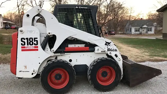 Bobcat S185 Skidsteer