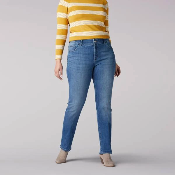 Lee Women's Plus Size Flex Motion Regular Fit Straight Leg Jeans