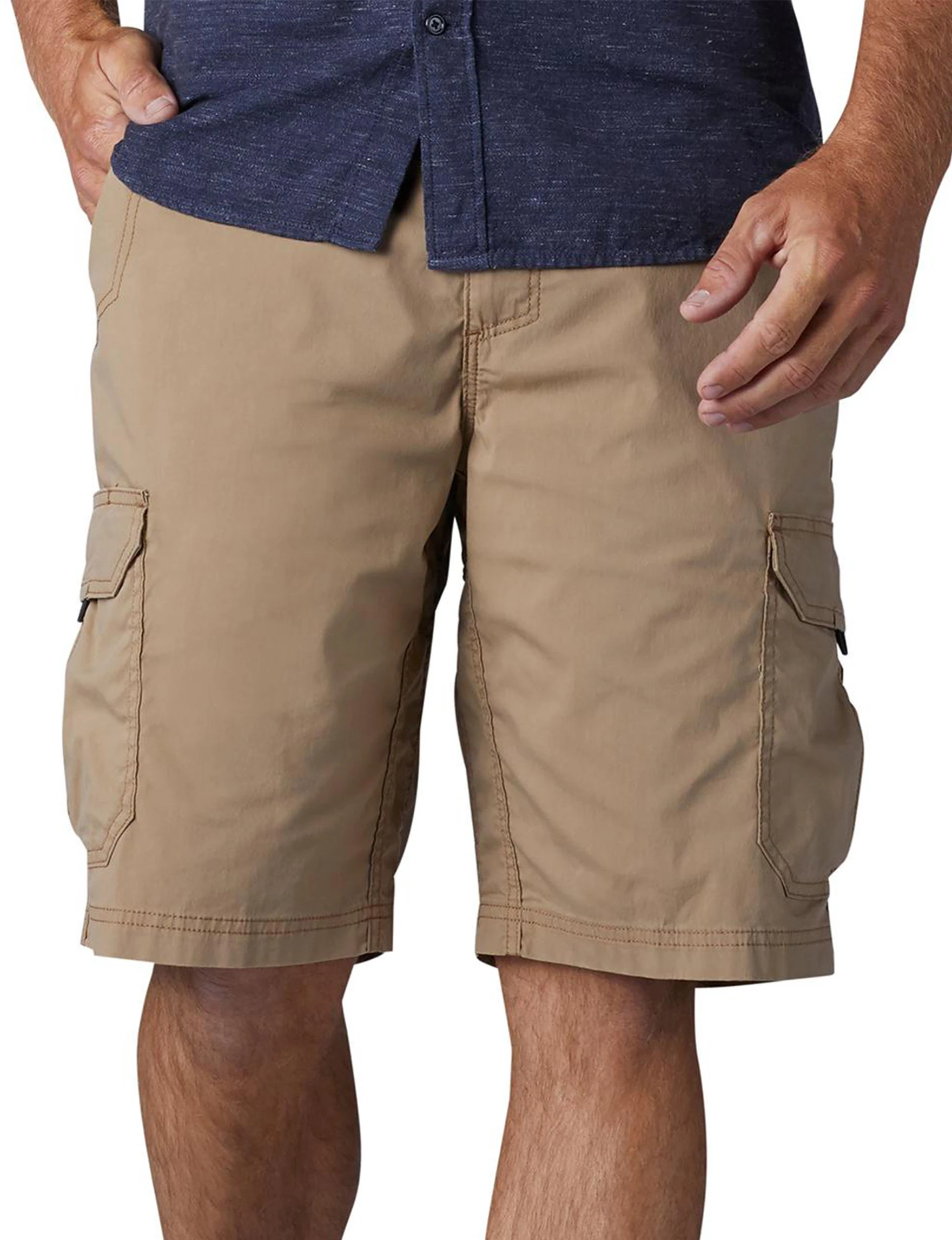Men's Lee Extreme Motion Crossroads Cargo Shorts, Size 38, Light Beige