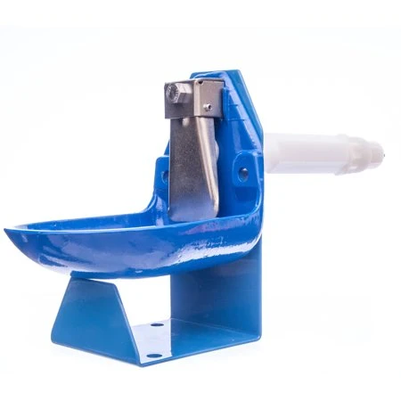 Gravity Flow Barrel Pig Waterer For Livestock And Farm Use