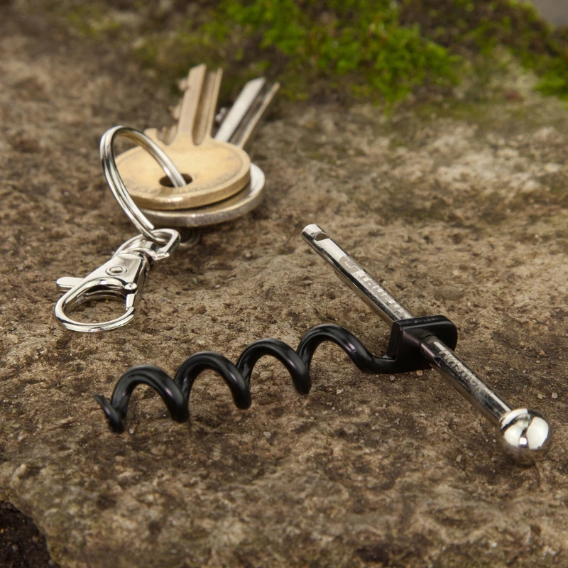 True Utility Multi-Tool Black 1 each