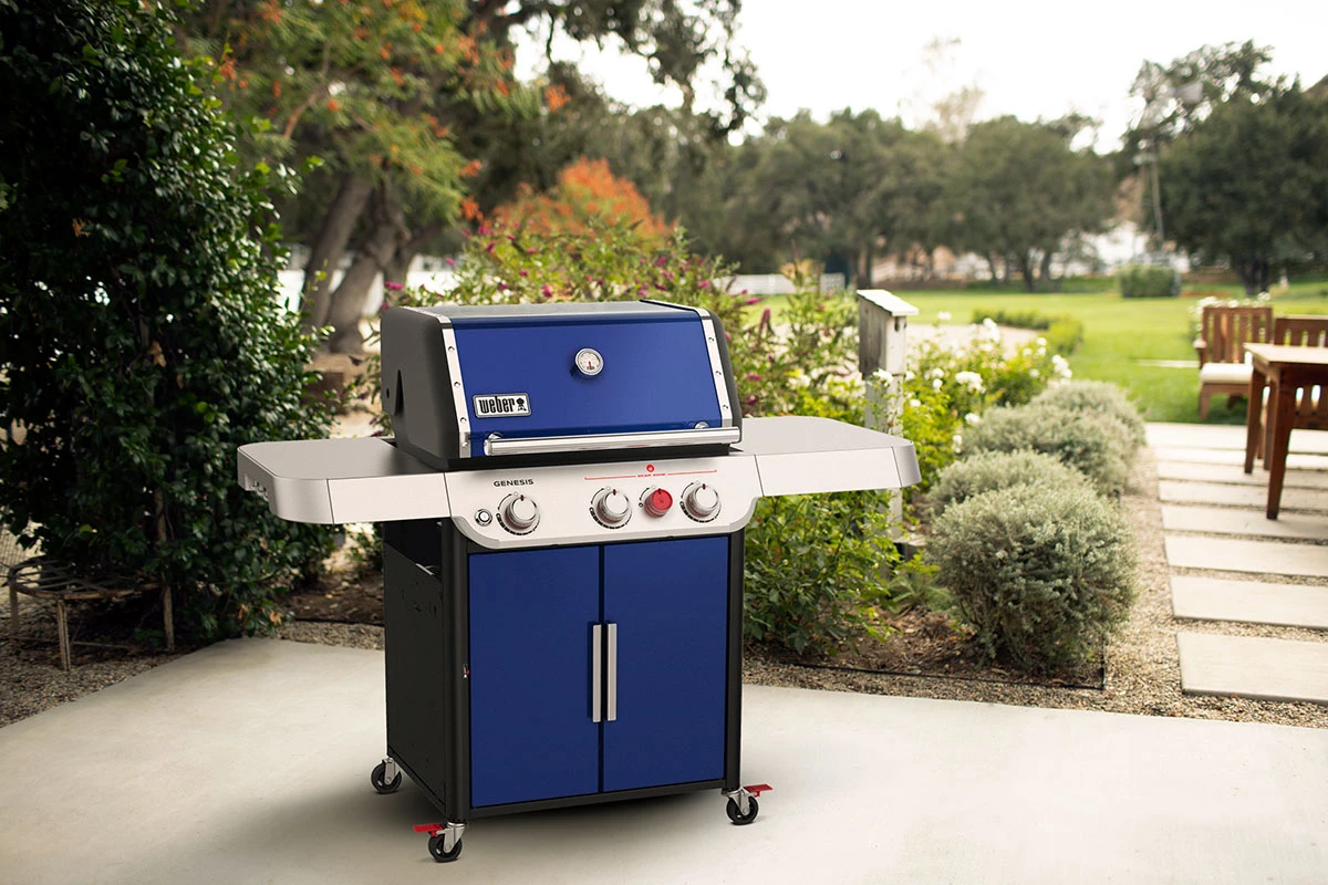Genesis SP E-325s Three-Burner Liquid Propane Gas Grill with 39,000 BTUs and Sear Burner in Deep Ocean Blue