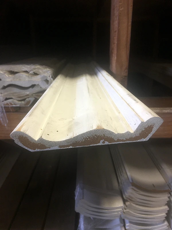 WM310 1 X 6 - 16' SHADOW CROWN MOULDING MDF