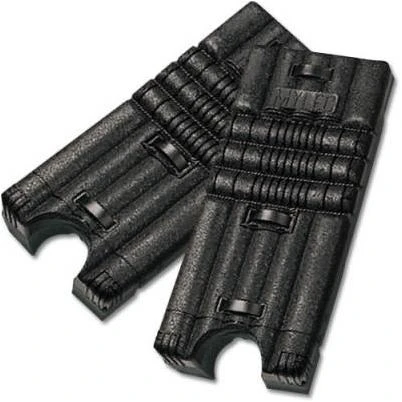 22-inch Black Plastic Hockey Goalie Pads - Small Size