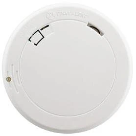 First Alert Battery-Powered Photoelectric Smoke Detector w/Escape Light