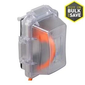 TayMac 1-Gang Rectangle Plastic Weatherproof Electrical Box Cover