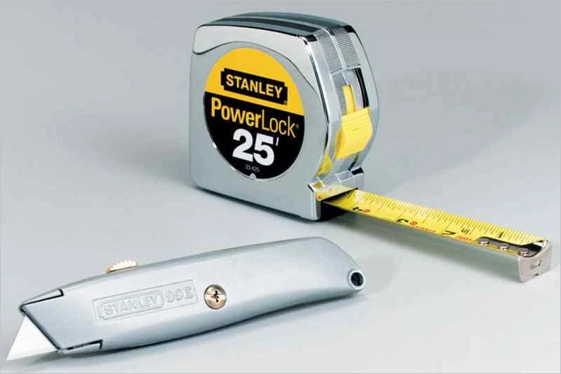 Stanley 8-9/16 in. Tape Measure and Utility Knife Set Silver 1 pc.