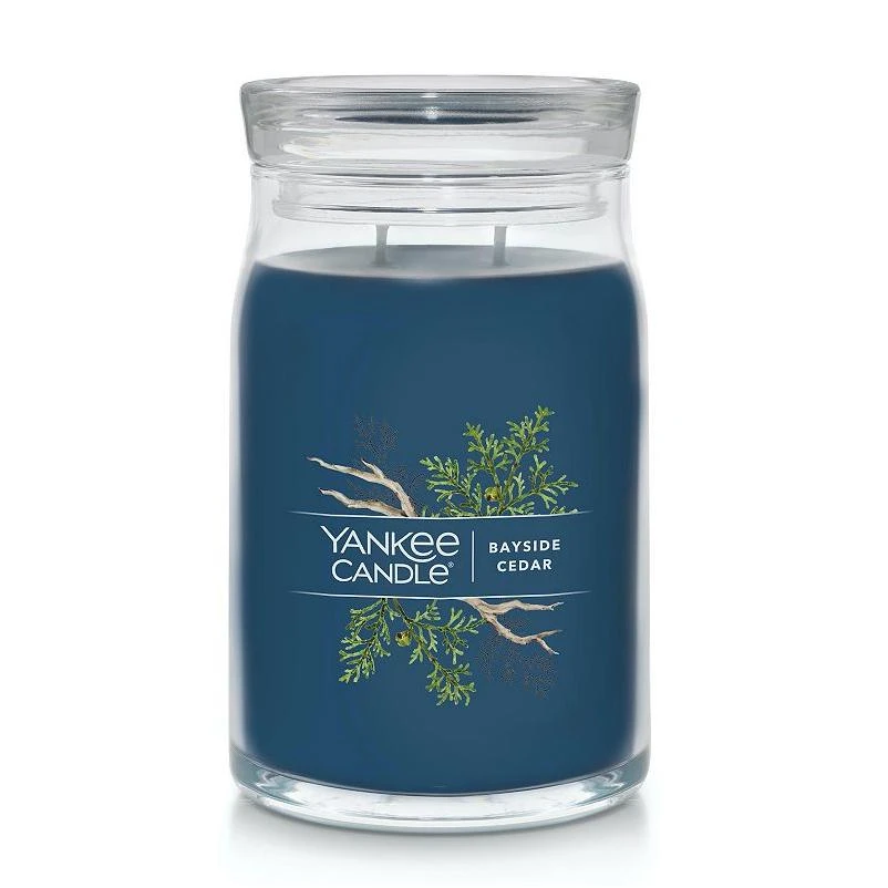 Yankee Candle(R) 20oz. Signature Bayside Cedar Large Jar Candle