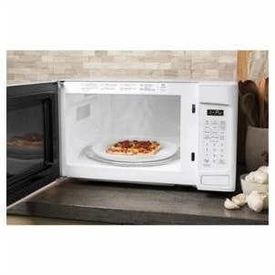 White Microwave Oven 1.1 Cubic Feet Capacity 950 Watt Power