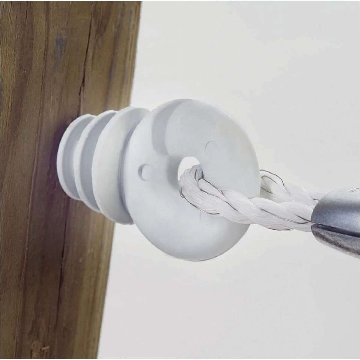 Dare Screw-In White Polyethylene Electric Fence Insulator (10-Pack)