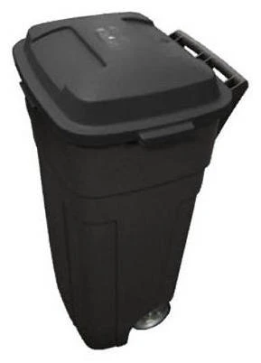 34 Gallon Heavy-Duty Wheeled Trash Can