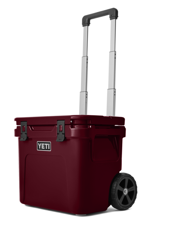 YETI ROADIE 32 WHEELED COOLER - Wild Vine Red