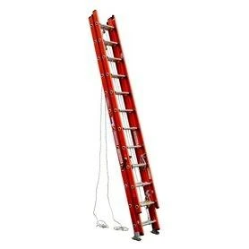 Werner D6200-3 Fiberglass 32-ft Type 1A - 300 lbs. Extension Ladder