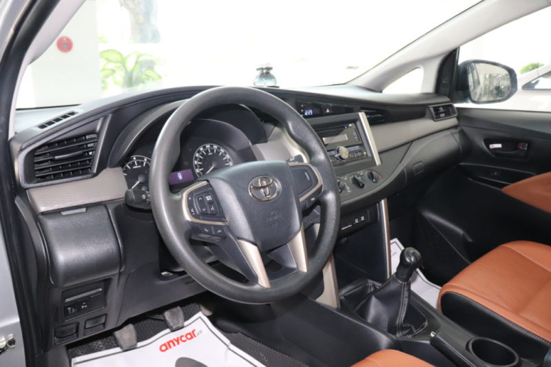 Toyota Innova 2.0MT 2016 - 17