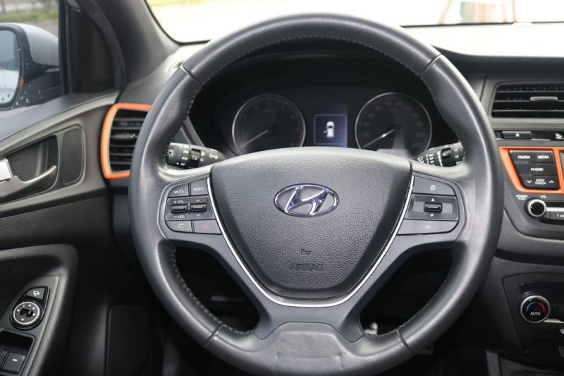 Hyundai i20 Active 1.4AT 2015 - 14