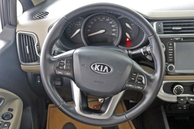 Kia Rio 1.4AT 2015 - 13