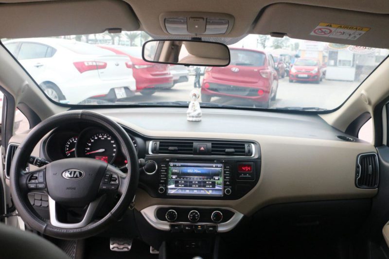 Kia Rio 1.4AT 2016 - 12