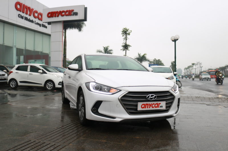 Hyundai Elantra GLS 1.6AT 2016 - 1