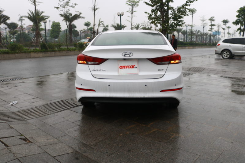 Hyundai Elantra GLS 1.6AT 2016 - 6