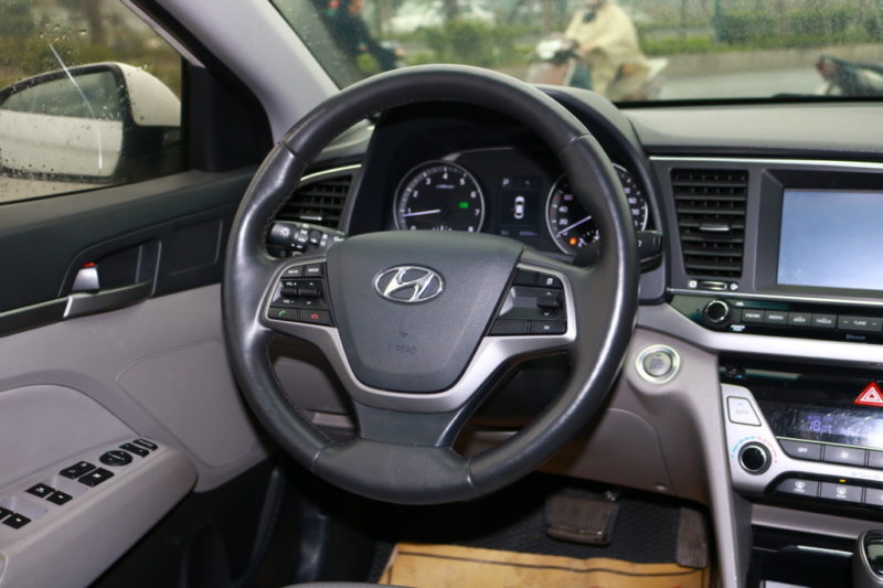 Hyundai Elantra GLS 1.6AT 2016 - 20