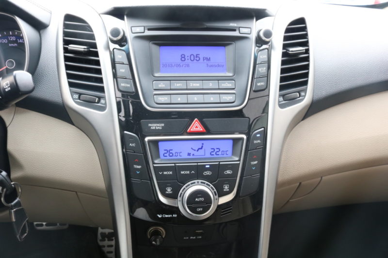 Hyundai i30 1.6AT 2014 - 17