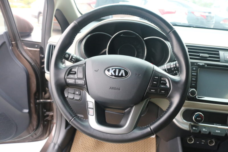 Kia Rio Hatchback 1.4AT 2015 - 10