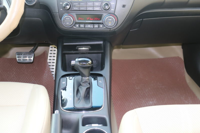 Kia Cerato 1.6AT 2016 - 9