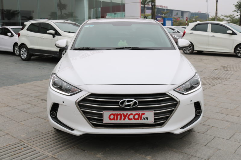 Hyundai Elantra 2.0AT 2017 - 2