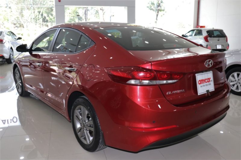 Hyundai Elantra 1.6AT 2017 - 3