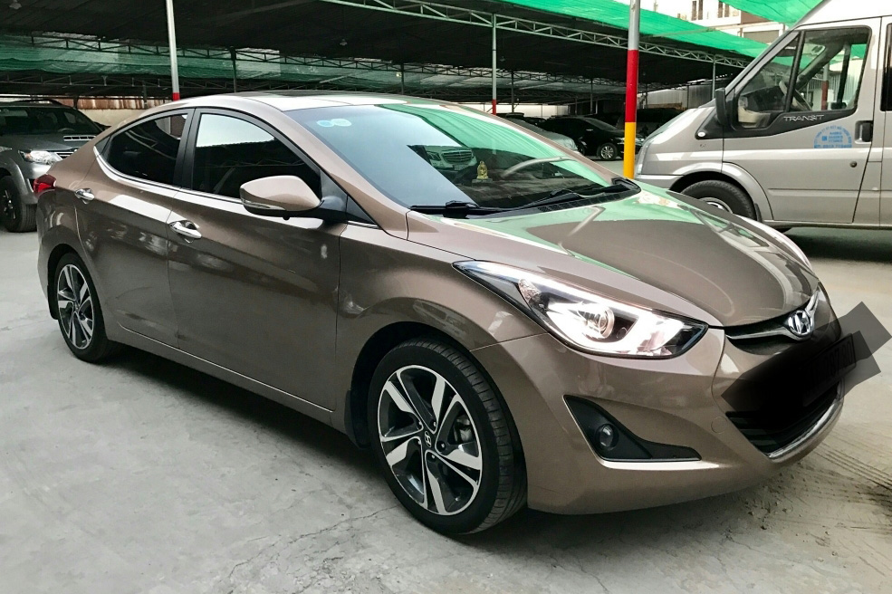 Hyundai Elantra 1.6AT 2015 - 1