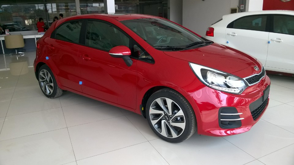 Kia Rio 1.4AT 2015 - 1