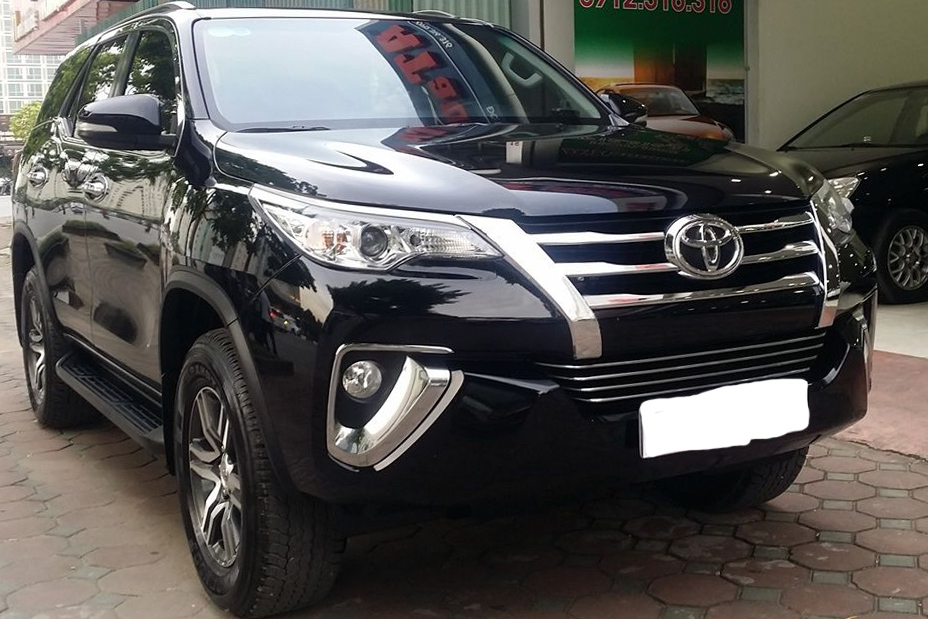 Toyota Fortuner 2.4MT 2017 - 1